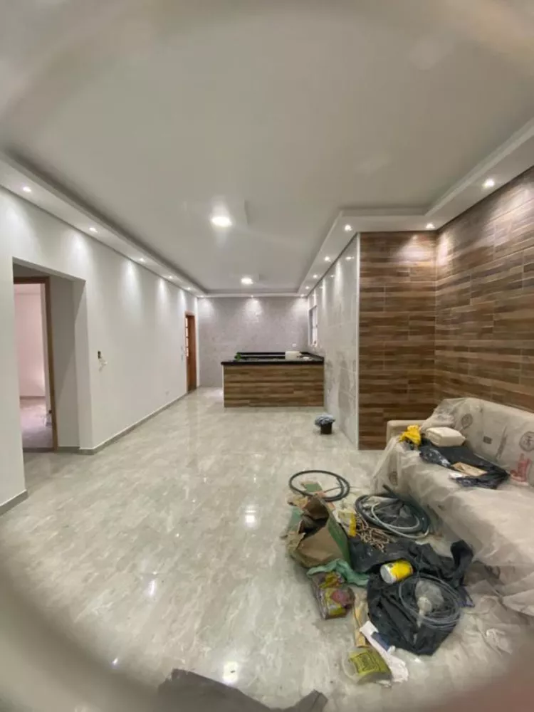 Casa à venda com 2 quartos, 245m² - Foto 2