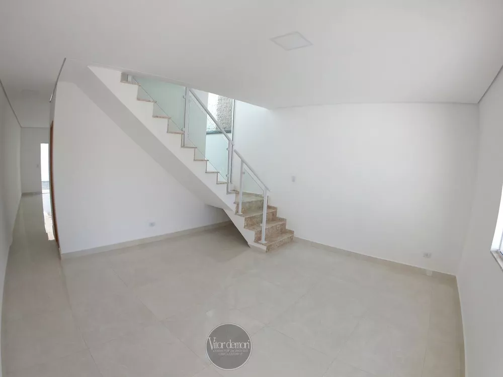 Casa à venda com 3 quartos, 125m² - Foto 2