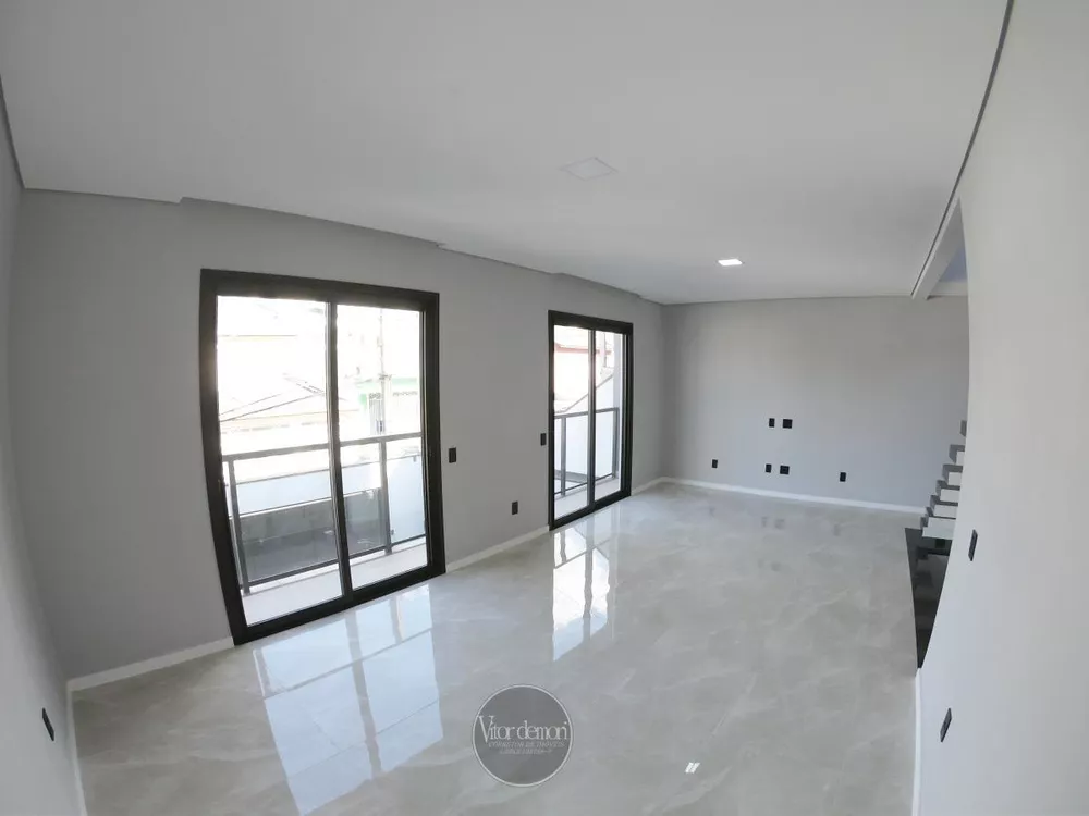 Casa à venda com 3 quartos, 150m² - Foto 3