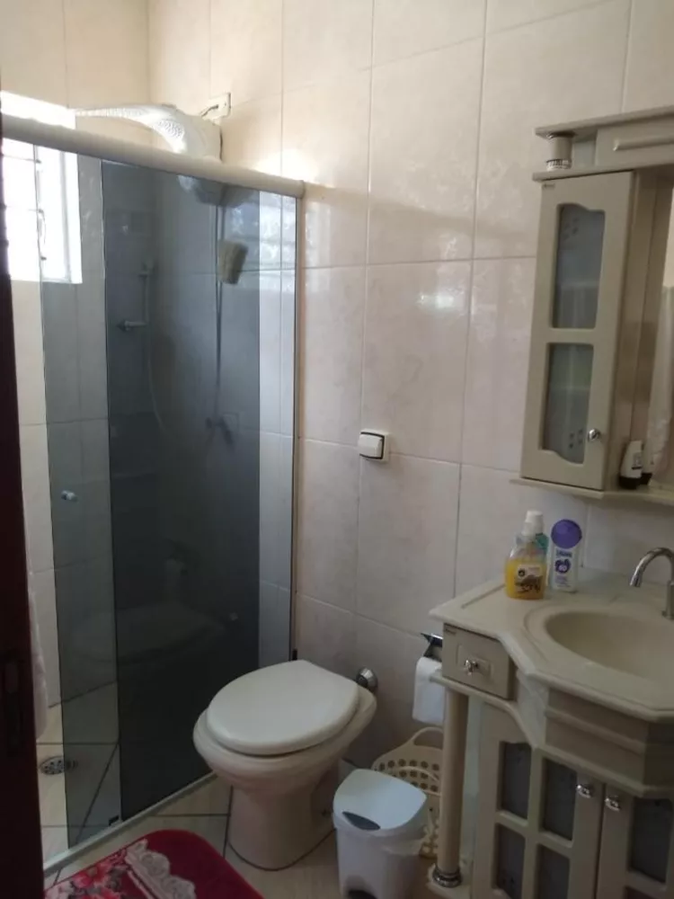 Casa à venda com 3 quartos, 300m² - Foto 3