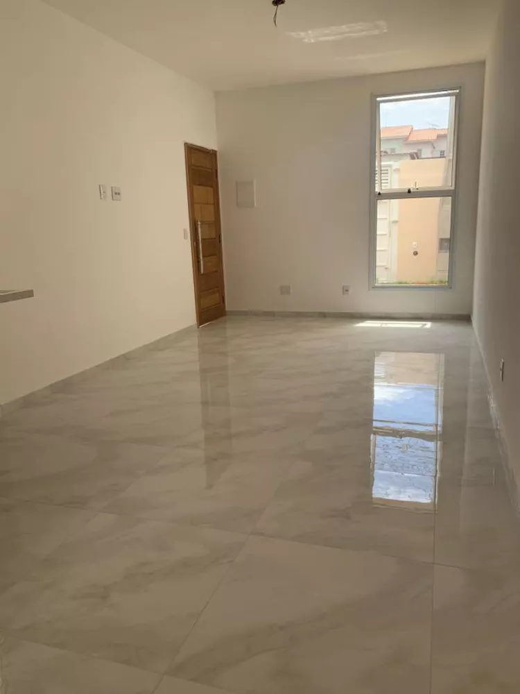 Casa à venda com 3 quartos, 125m² - Foto 2