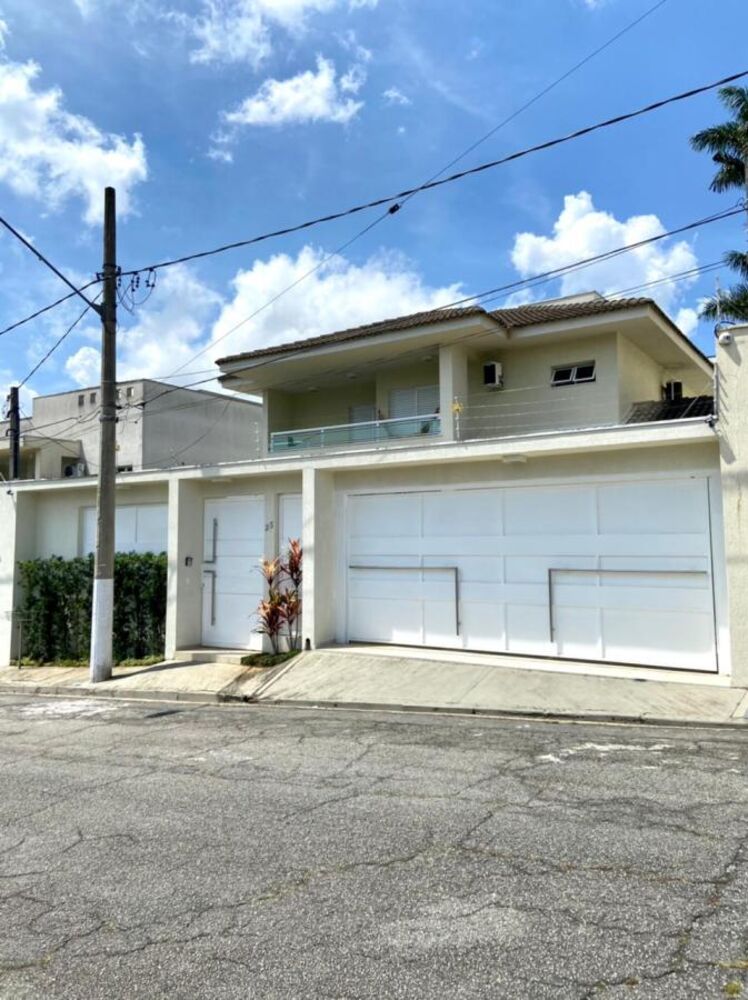 Casa, 3 quartos, 348 m² - Foto 1