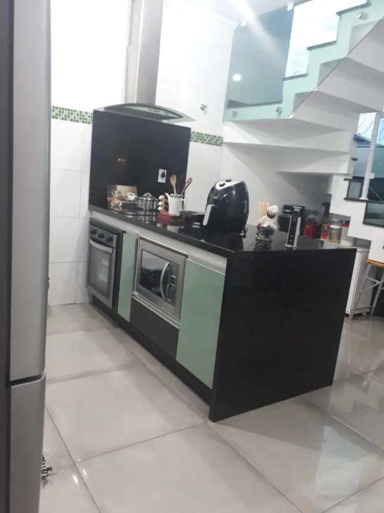 Casa, 3 quartos, 175 m² - Foto 8