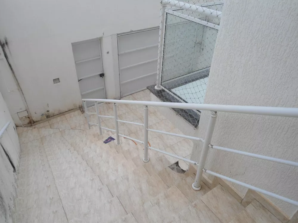 Casa à venda com 3 quartos, 150m² - Foto 3