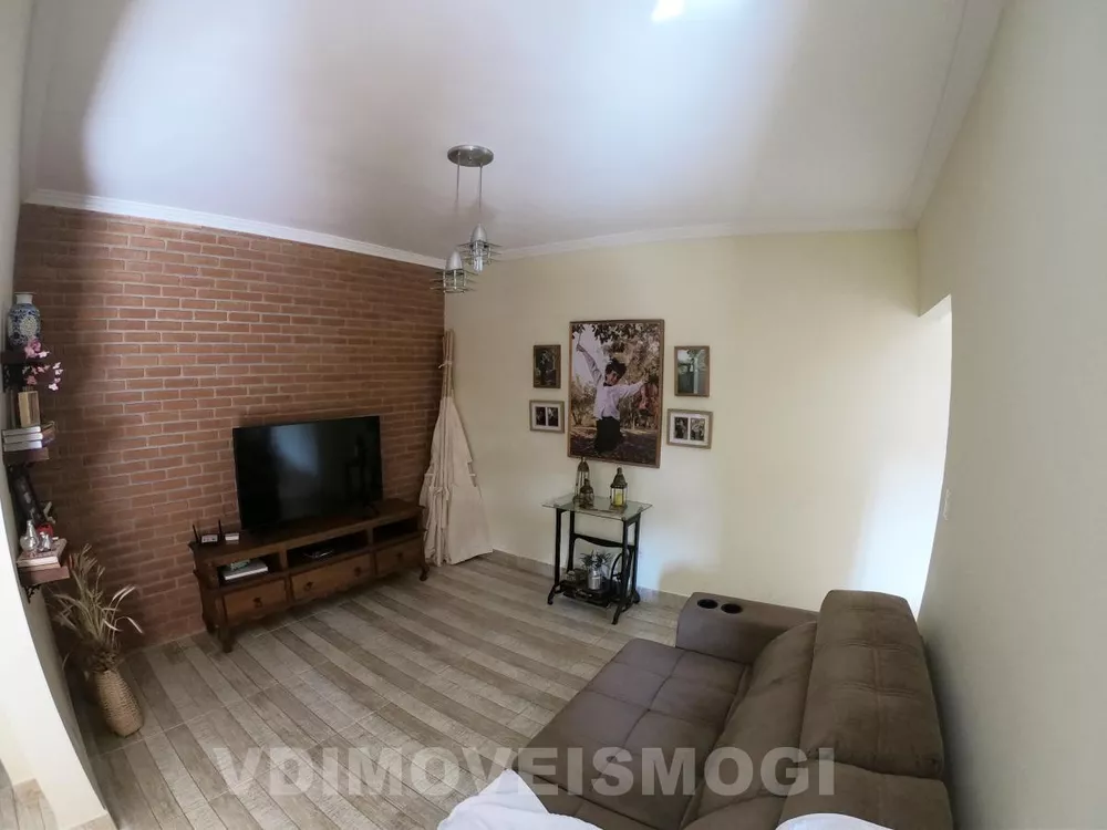 Casa à venda com 3 quartos, 246m² - Foto 2