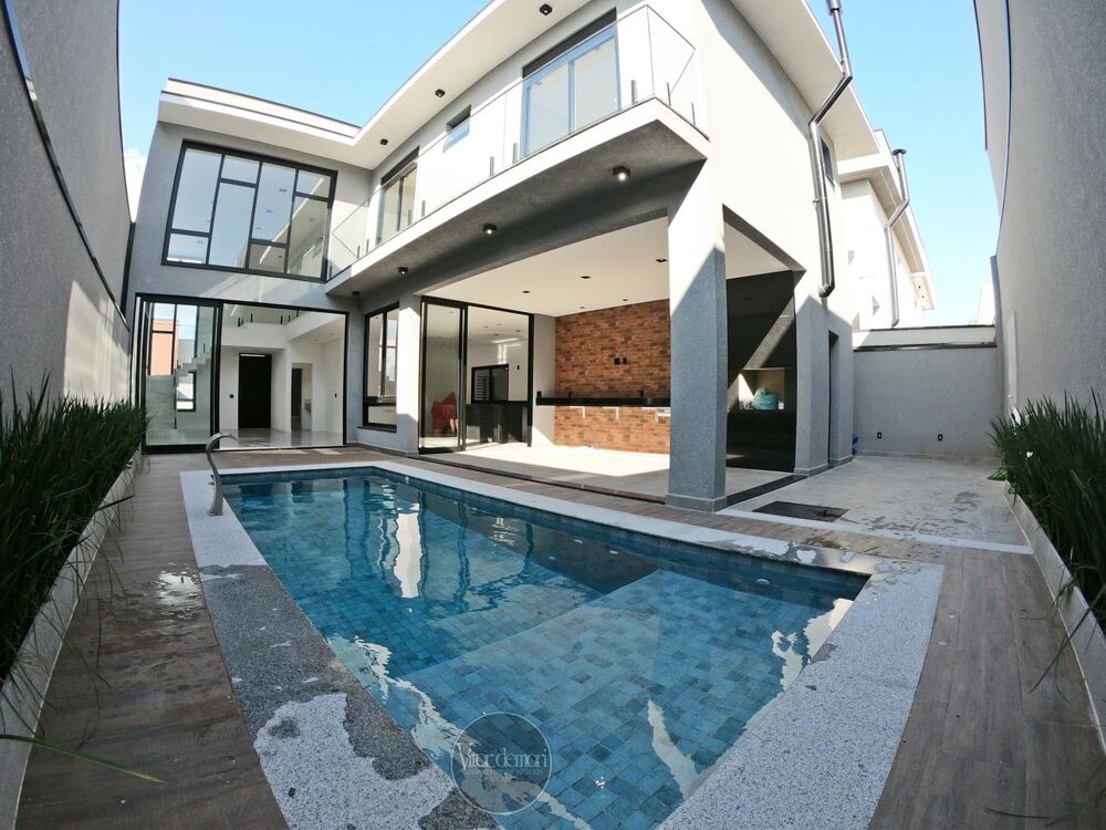Casa de Condomínio à venda com 3 quartos, 250m² - Foto 1