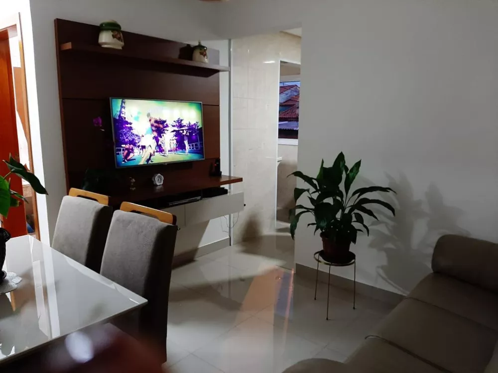 Apartamento à venda com 2 quartos - Foto 1