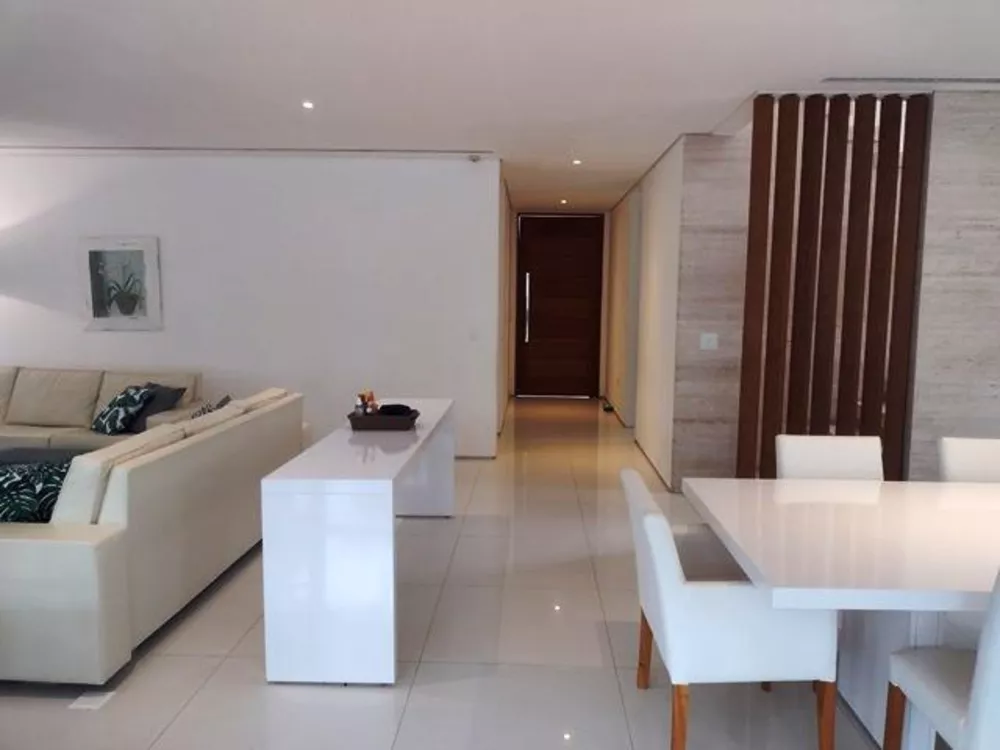 Casa de Condomínio à venda com 5 quartos, 394m² - Foto 4