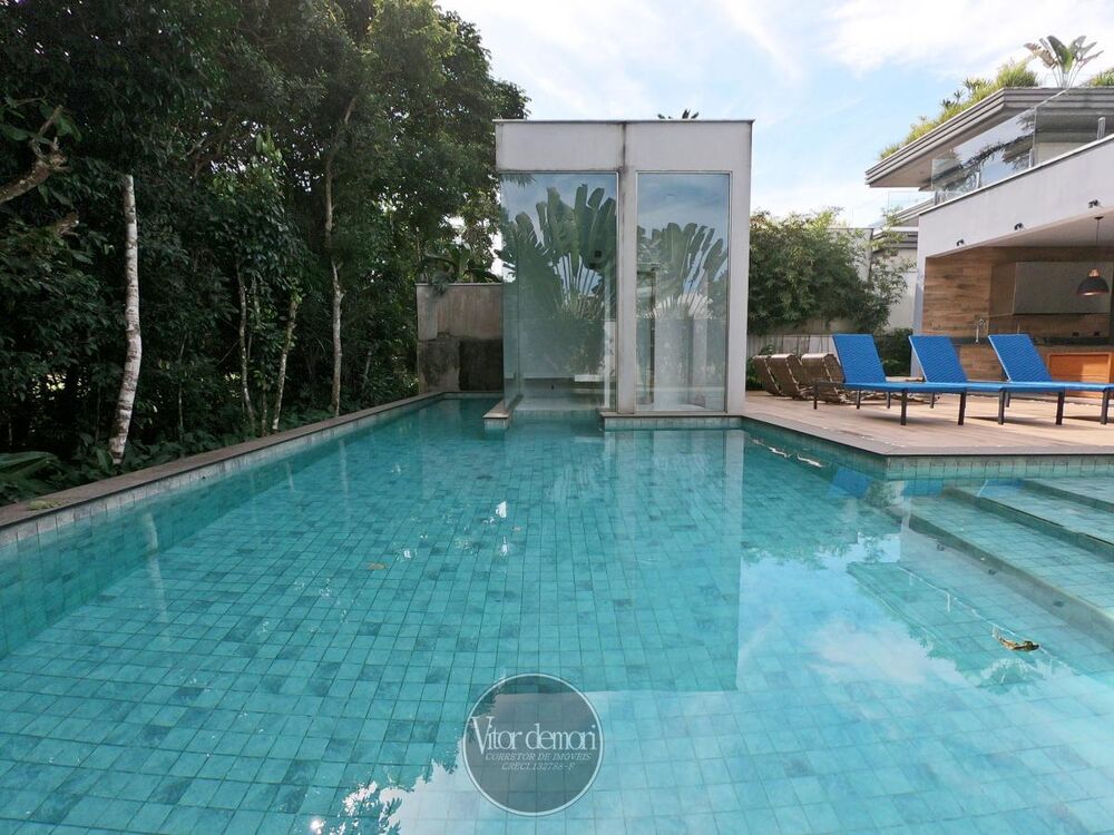 Casa à venda com 7 quartos, 848m² - Foto 14