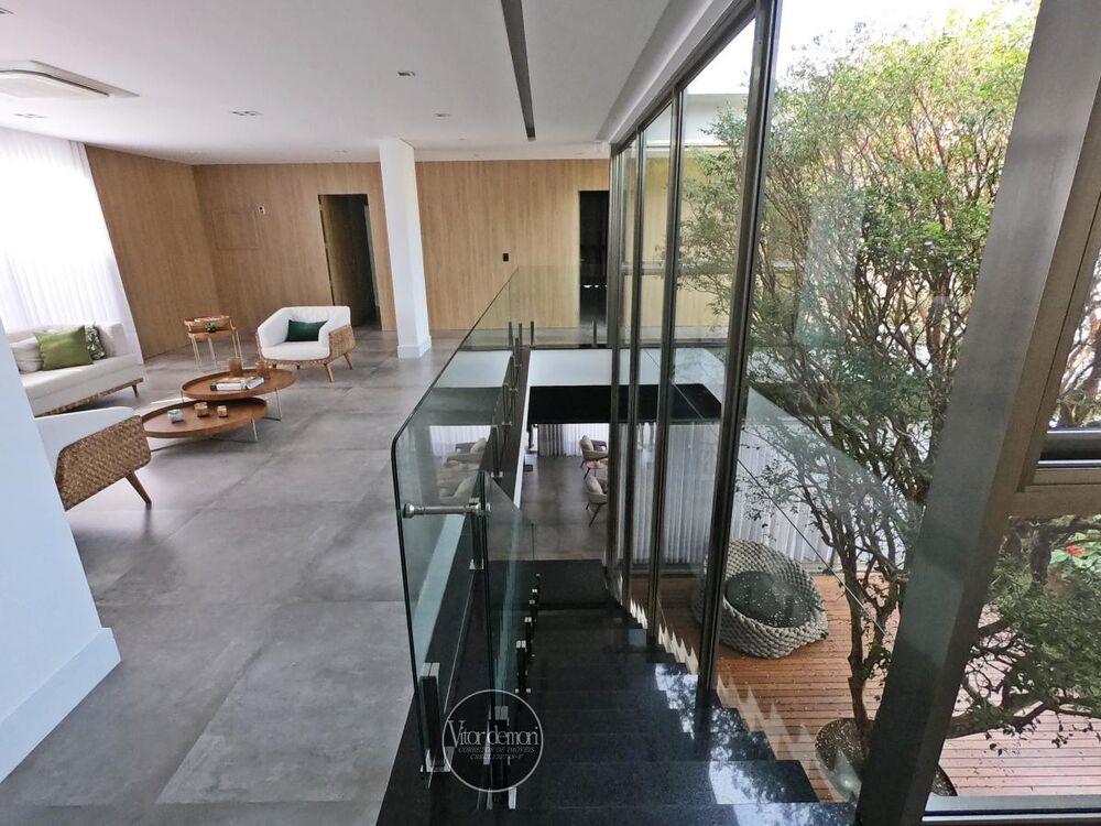 Casa à venda com 7 quartos, 848m² - Foto 18