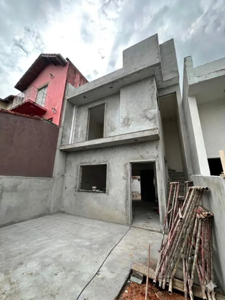 Casa, 3 quartos, 159 m² - Foto 1