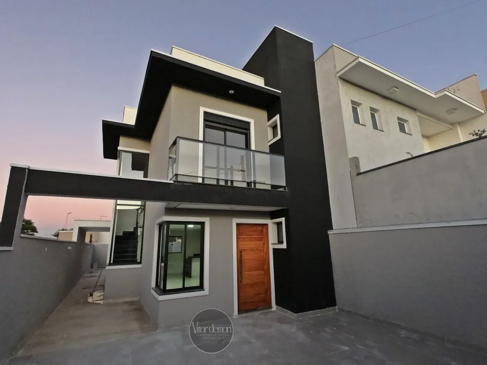 Casa, 3 quartos, 175 m² - Foto 1