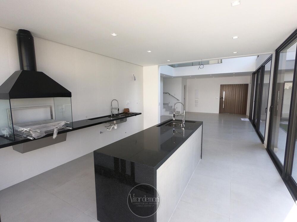 Casa de Condomínio à venda com 4 quartos, 360m² - Foto 7