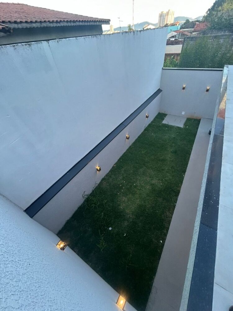 Casa à venda com 3 quartos, 194m² - Foto 10