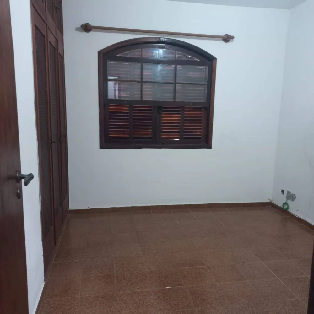 Casa, 3 quartos, 197 m² - Foto 1