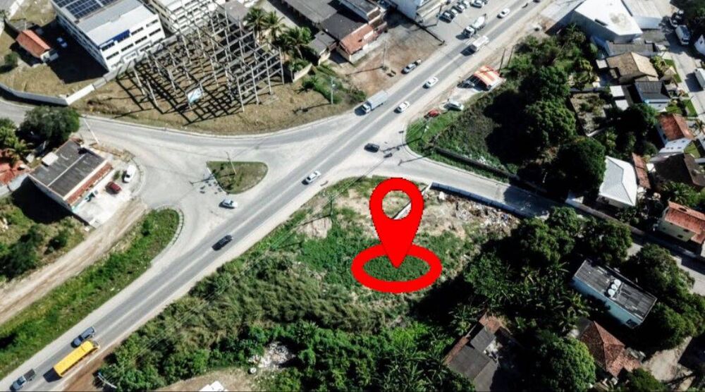 Terreno para alugar, 450m² - Foto 1