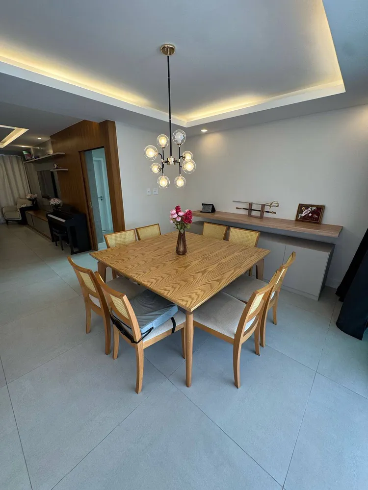 Casa, 4 quartos, 326 m² - Foto 1