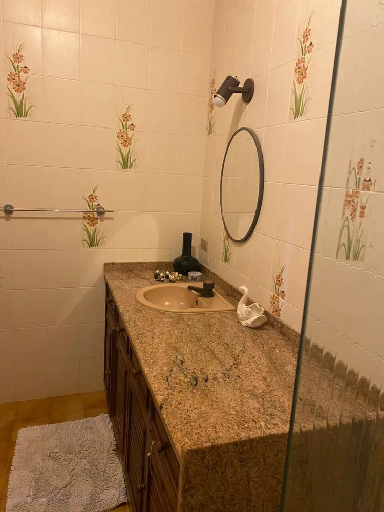 Casa, 3 quartos, 200 m² - Foto 1