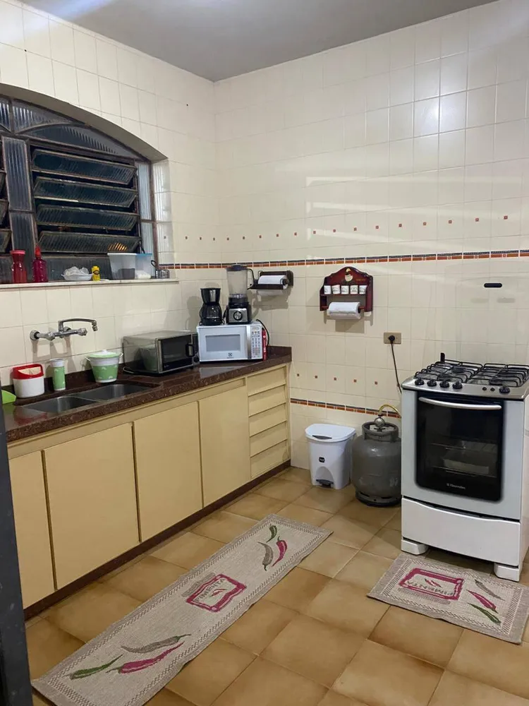 Casa, 3 quartos, 200 m² - Foto 2