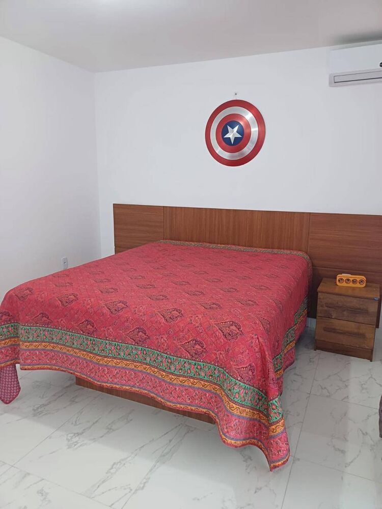 Casa à venda com 5 quartos, 315m² - Foto 4