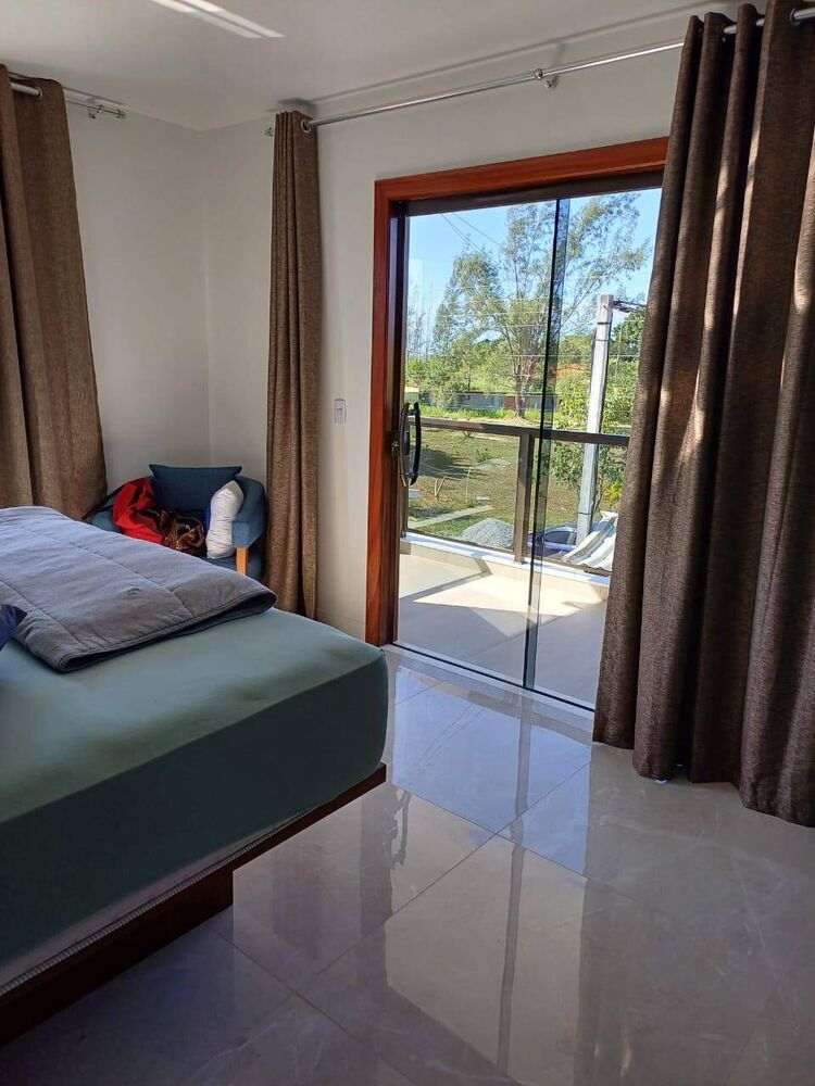 Casa à venda com 5 quartos, 315m² - Foto 1