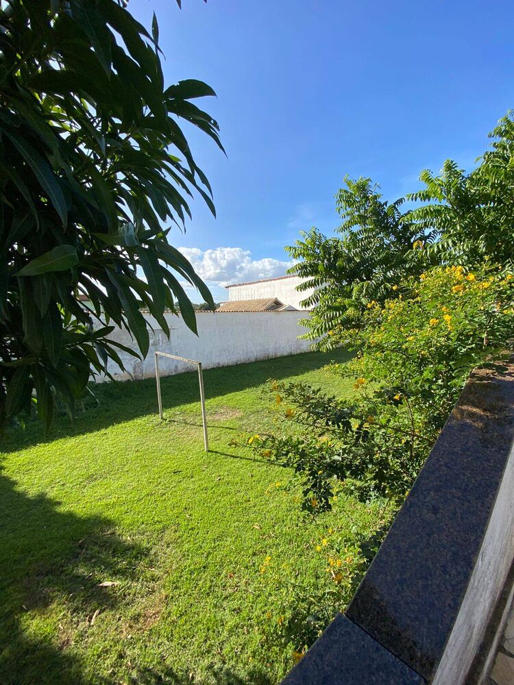 Casa à venda com 2 quartos, 80m² - Foto 2