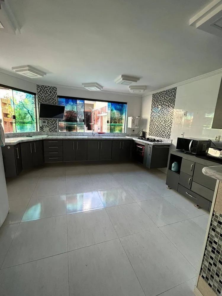 Casa, 5 quartos, 299 m² - Foto 4
