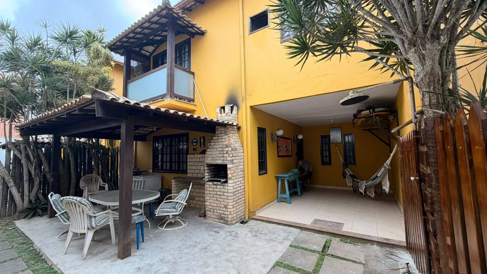 Casa, 5 quartos, 132 m² - Foto 1