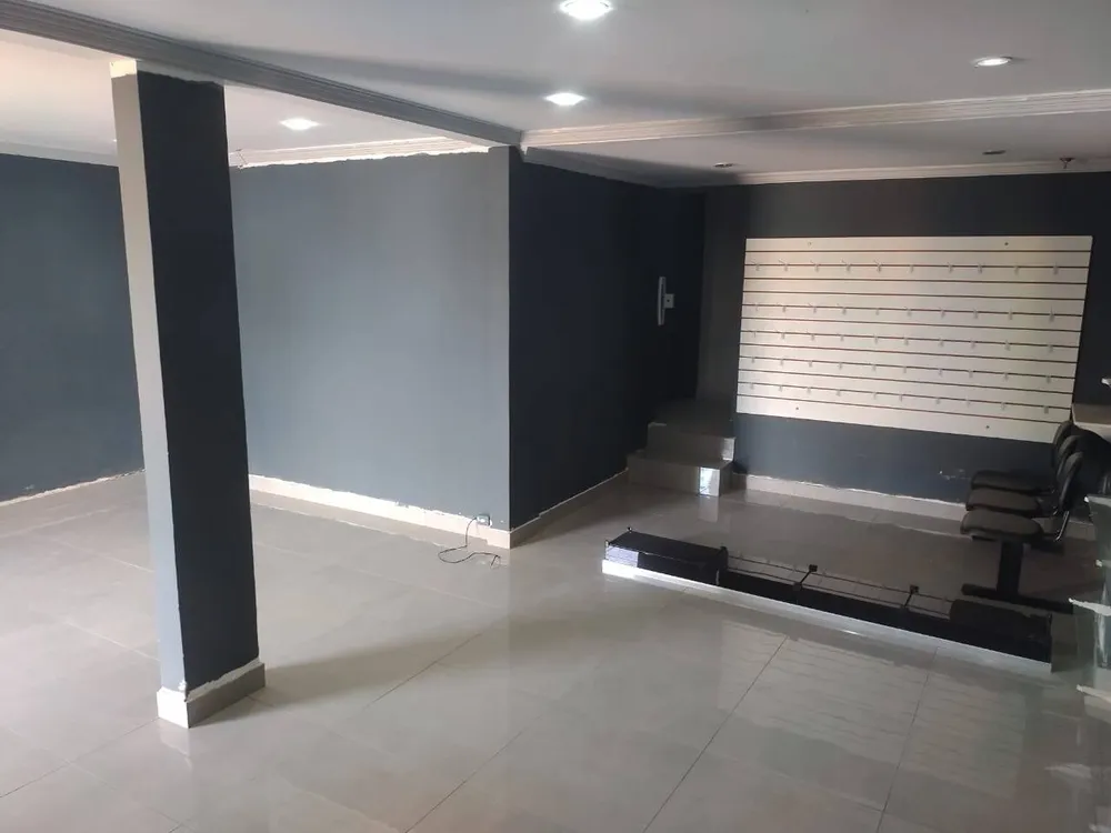 Loja-Salão, 56 m² - Foto 1