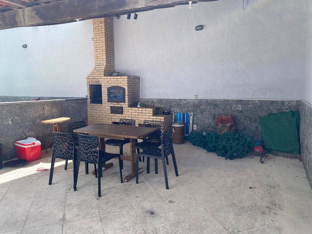 Casa, 3 quartos, 257 m² - Foto 1