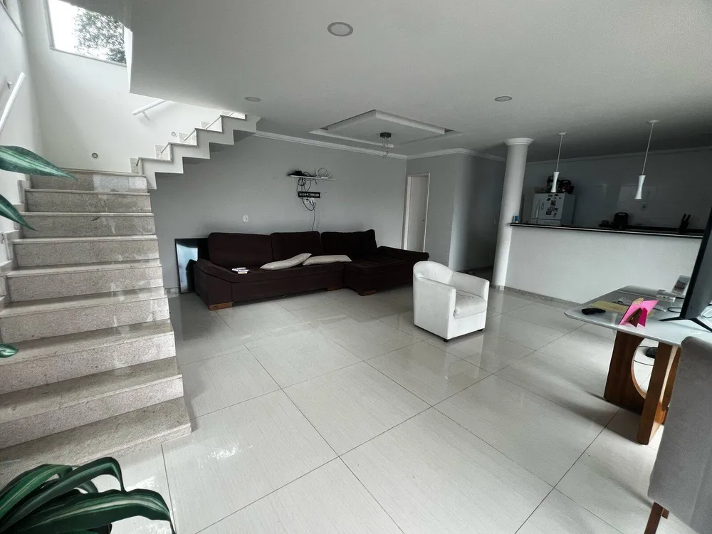 Casa, 3 quartos, 250 m² - Foto 7