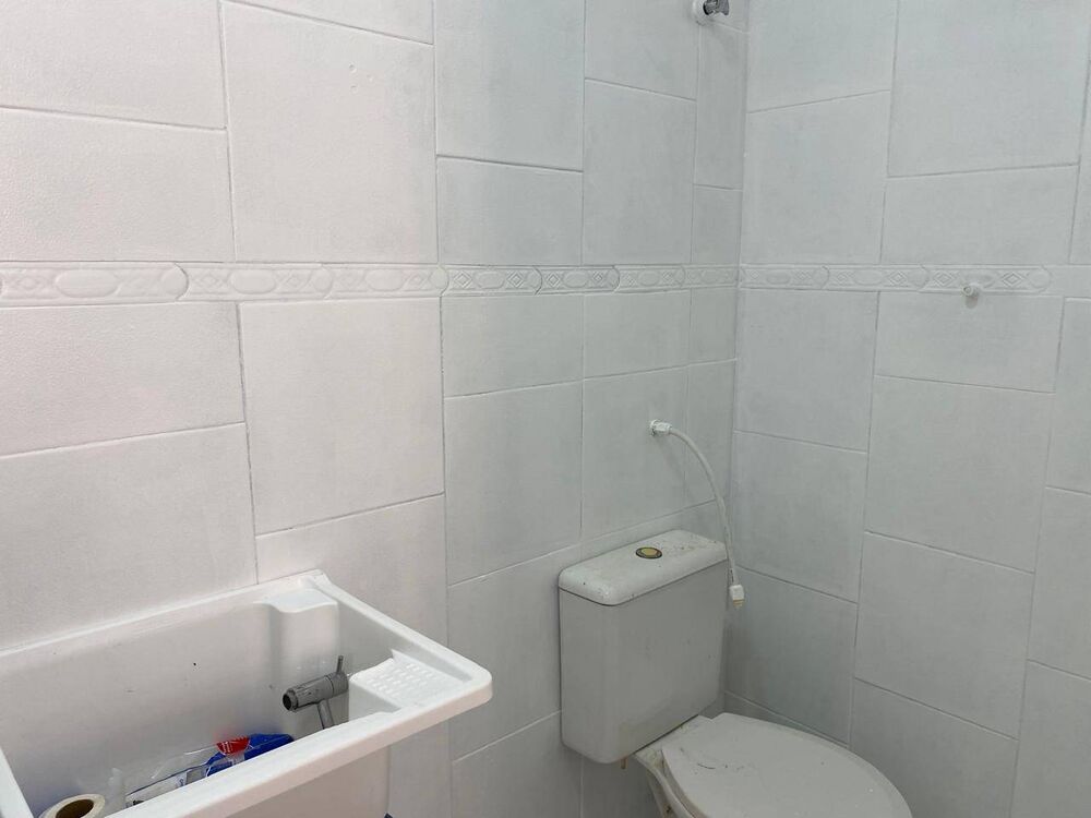 Casa à venda com 2 quartos, 51m² - Foto 2