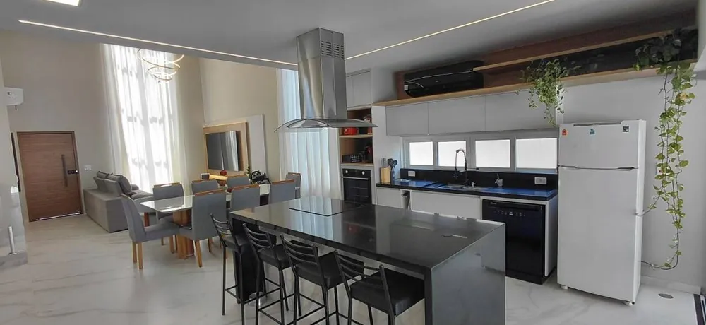 Casa, 4 quartos, 258 m² - Foto 8