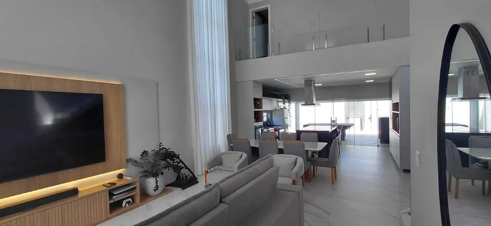 Casa, 4 quartos, 258 m² - Foto 4