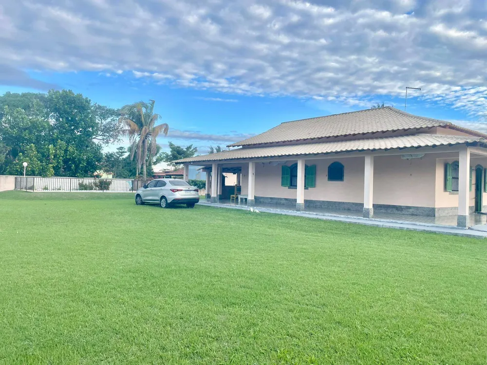 Casa, 4 quartos, 249 m² - Foto 1