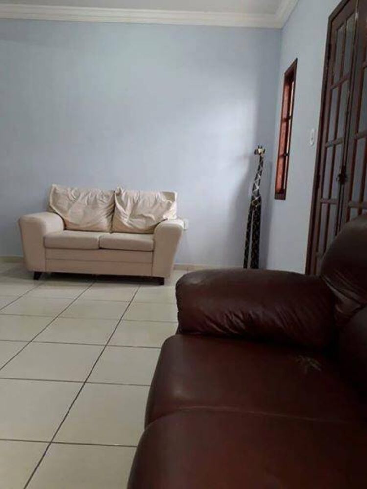 Casa, 6 quartos, 180 m² - Foto 4