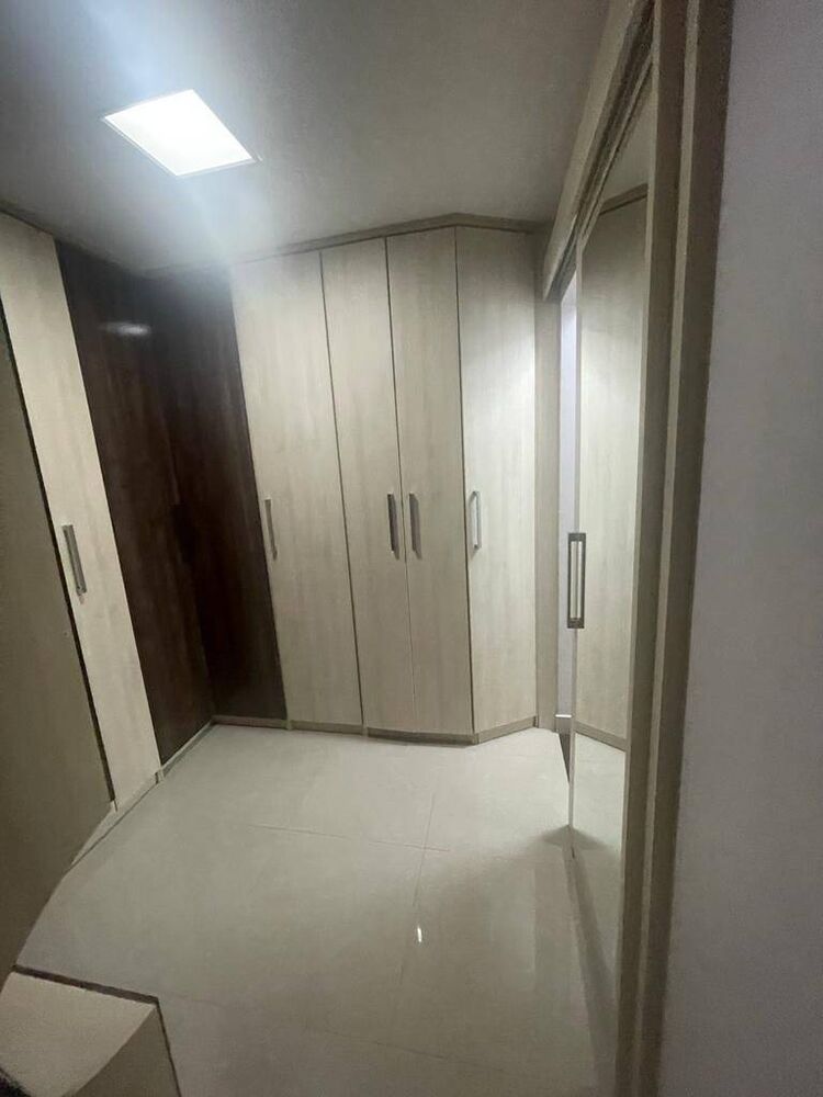 Casa à venda e aluguel com 3 quartos, 180m² - Foto 1