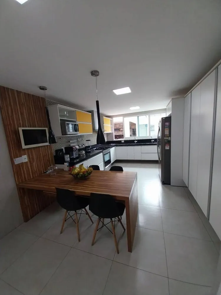 Casa, 4 quartos, 341 m² - Foto 32