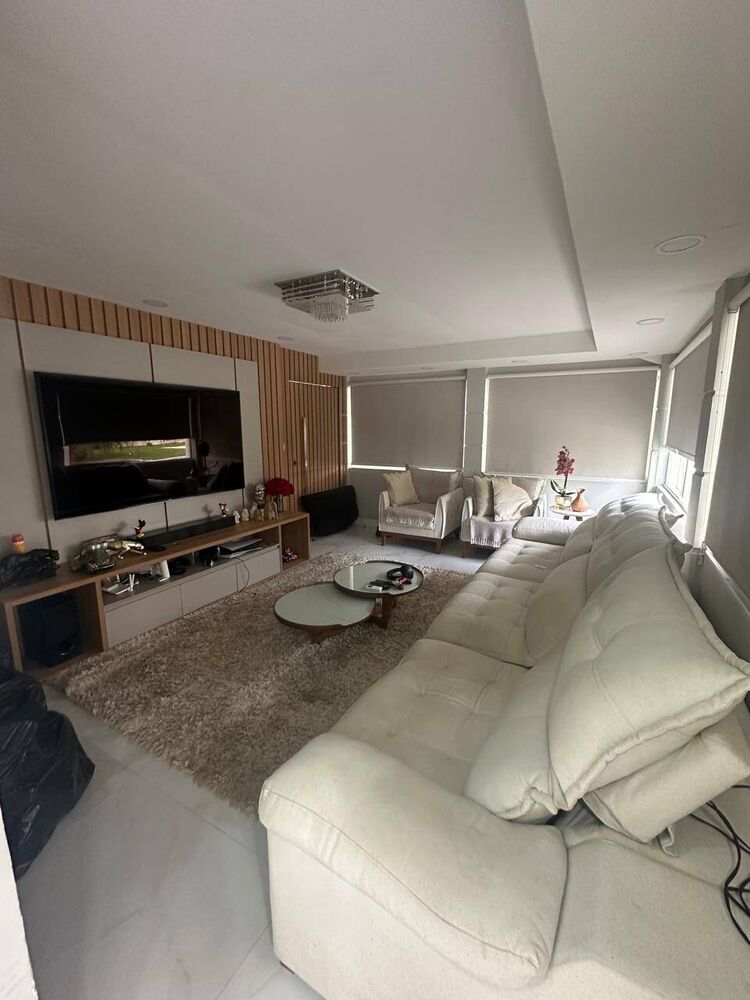 Casa, 5 quartos, 350 m² - Foto 1