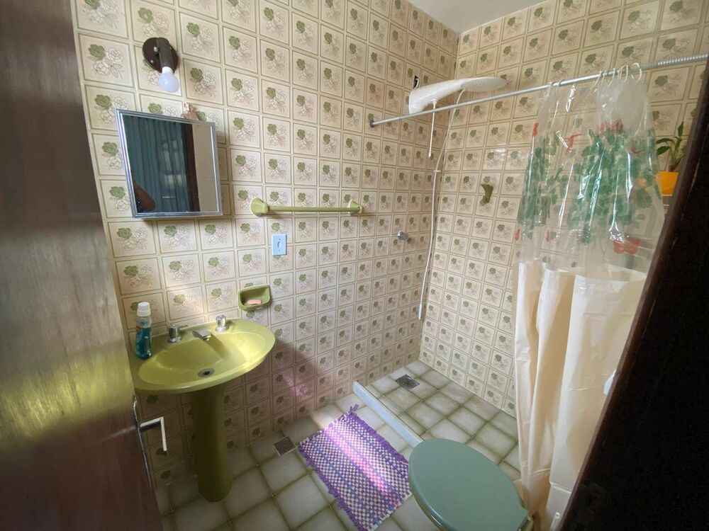 Casa à venda com 4 quartos, 141m² - Foto 2
