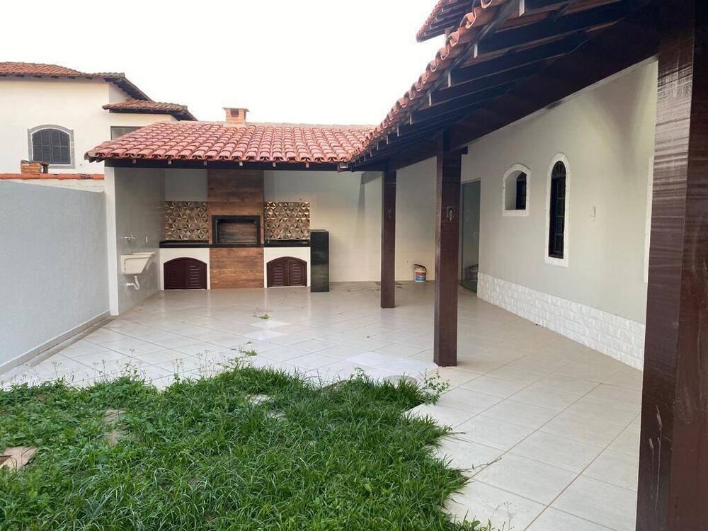 Casa para alugar com 3 quartos, 150m² - Foto 1