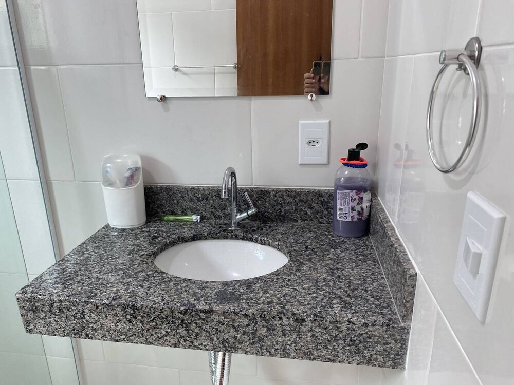 Casa à venda com 2 quartos, 190m² - Foto 2