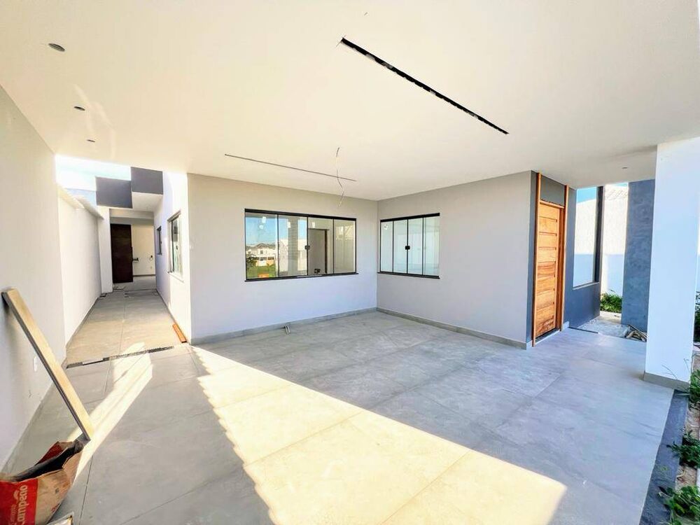 Casa à venda com 3 quartos, 360m² - Foto 2