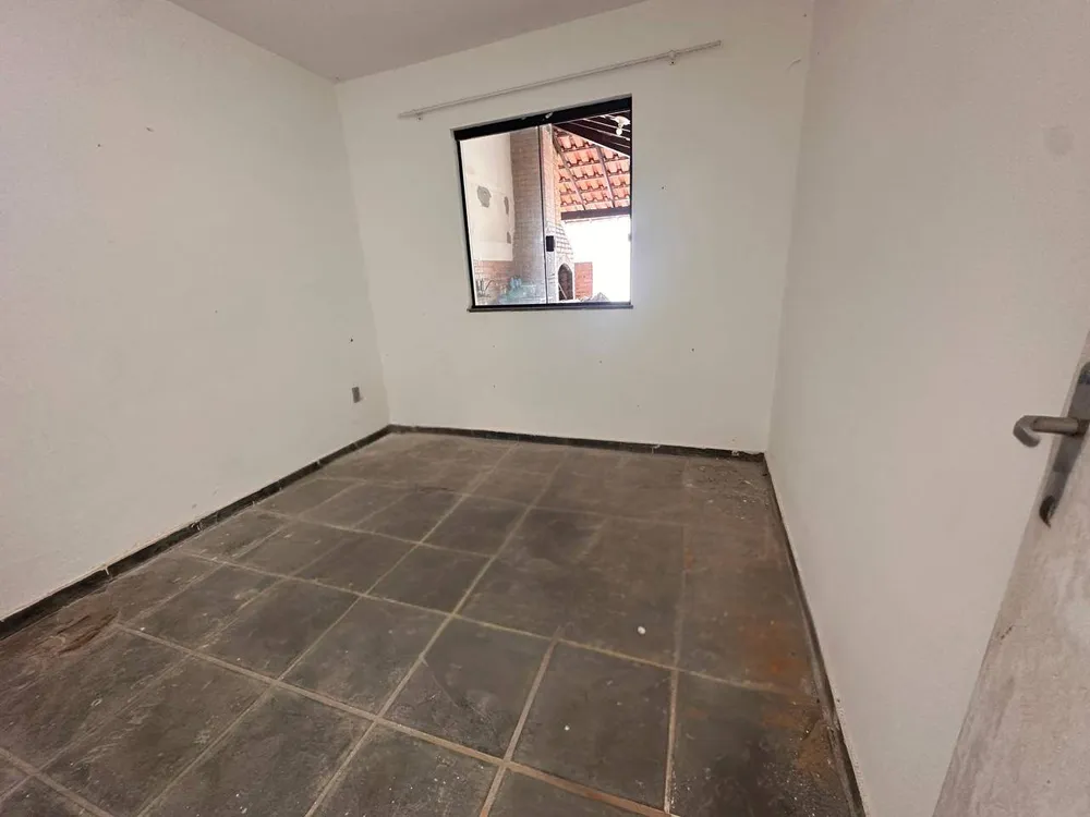 Casa, 6 quartos, 200 m² - Foto 15