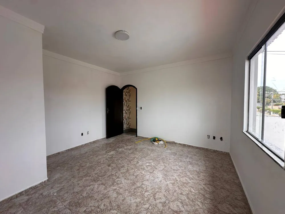 Casa, 6 quartos, 200 m² - Foto 11