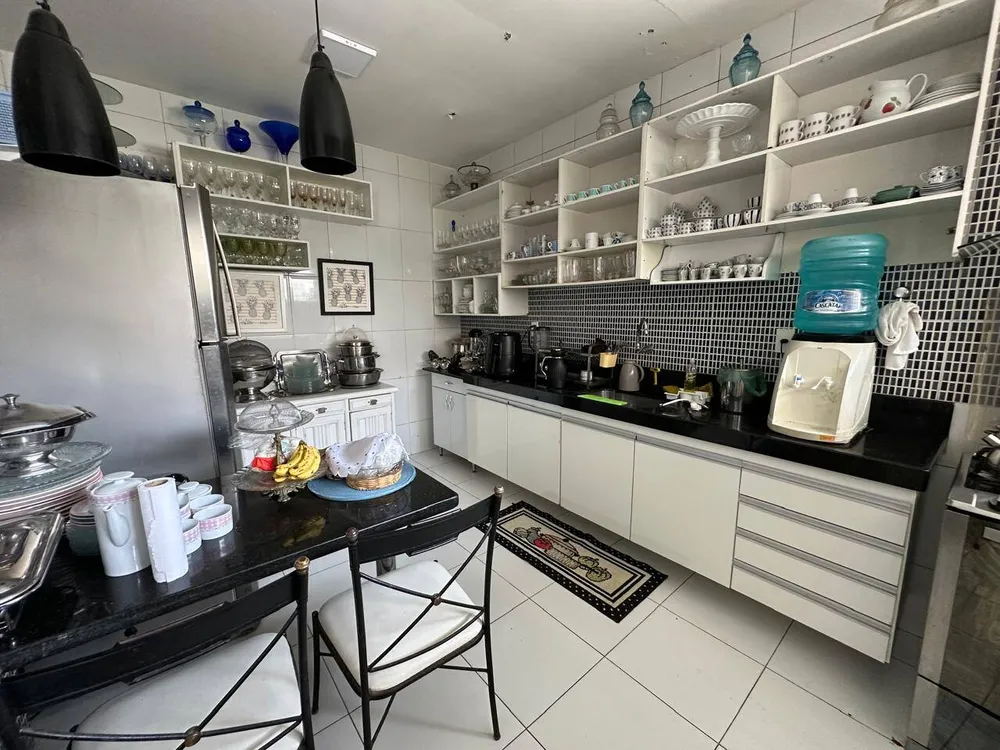 Casa, 5 quartos, 354 m² - Foto 1