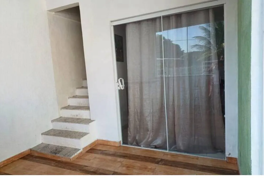 Casa, 5 quartos, 250 m² - Foto 1