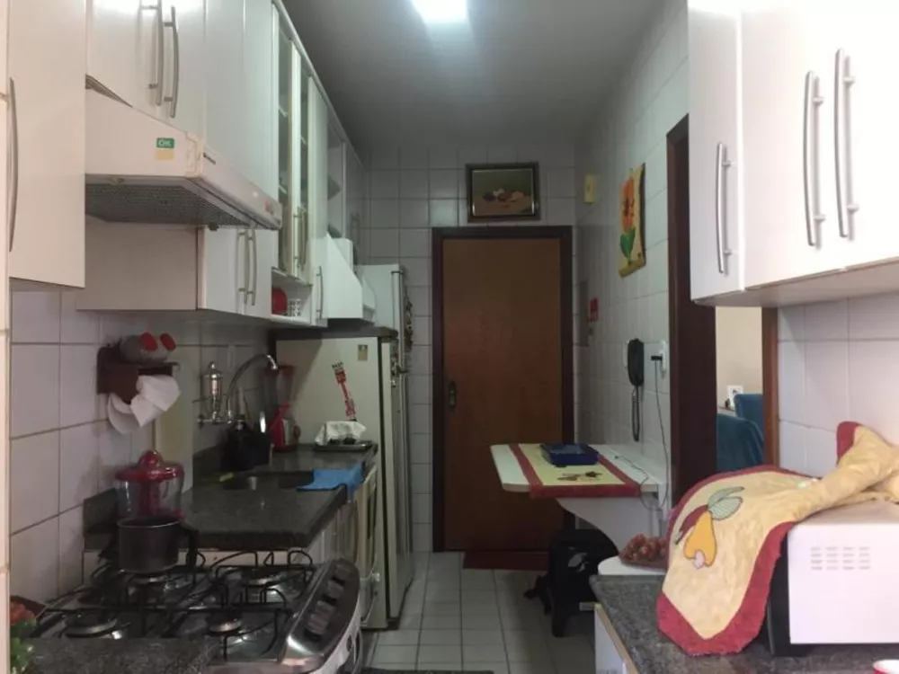 Apartamento à venda com 3 quartos, 105m² - Foto 7