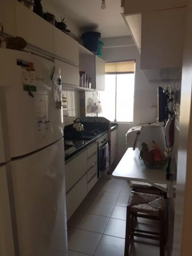 Apartamento à venda com 3 quartos - Foto 4