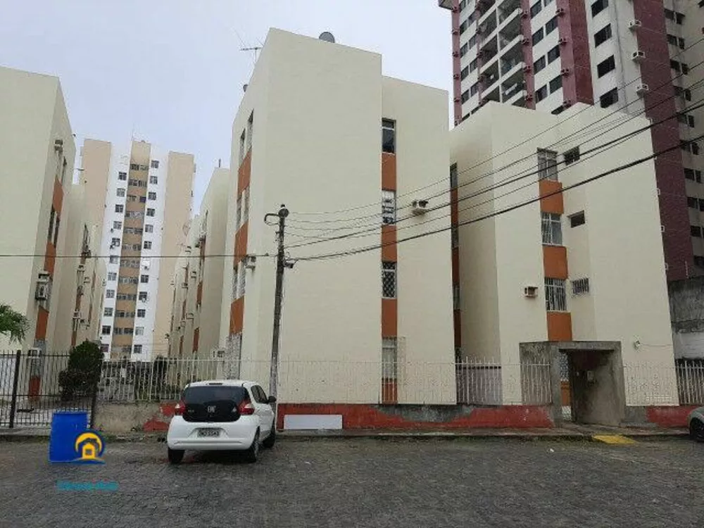 Apartamento à venda com 3 quartos - Foto 1